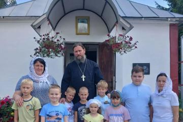 Ребята из отряда «Улыбка» посетили Свято-Никольский храм с. Сосково